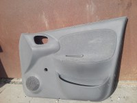 Обивка передней двери TF69Y0-6102705